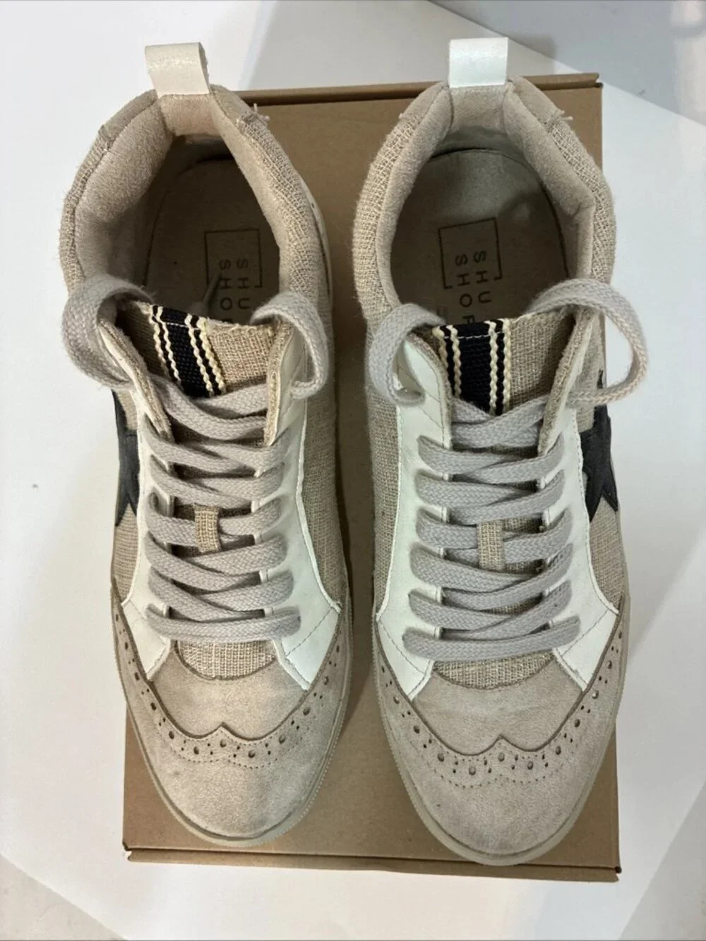Shu Shop Paulina Beige Black Star Mid Top Sneakers Women’s Size 9